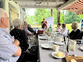 ... auch hier die aufmerksame Gruppe