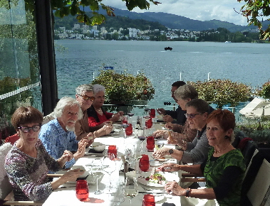 Mittagessen am See